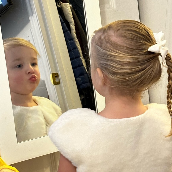 Meet your Posher, Jamie - Picture 3 of 3